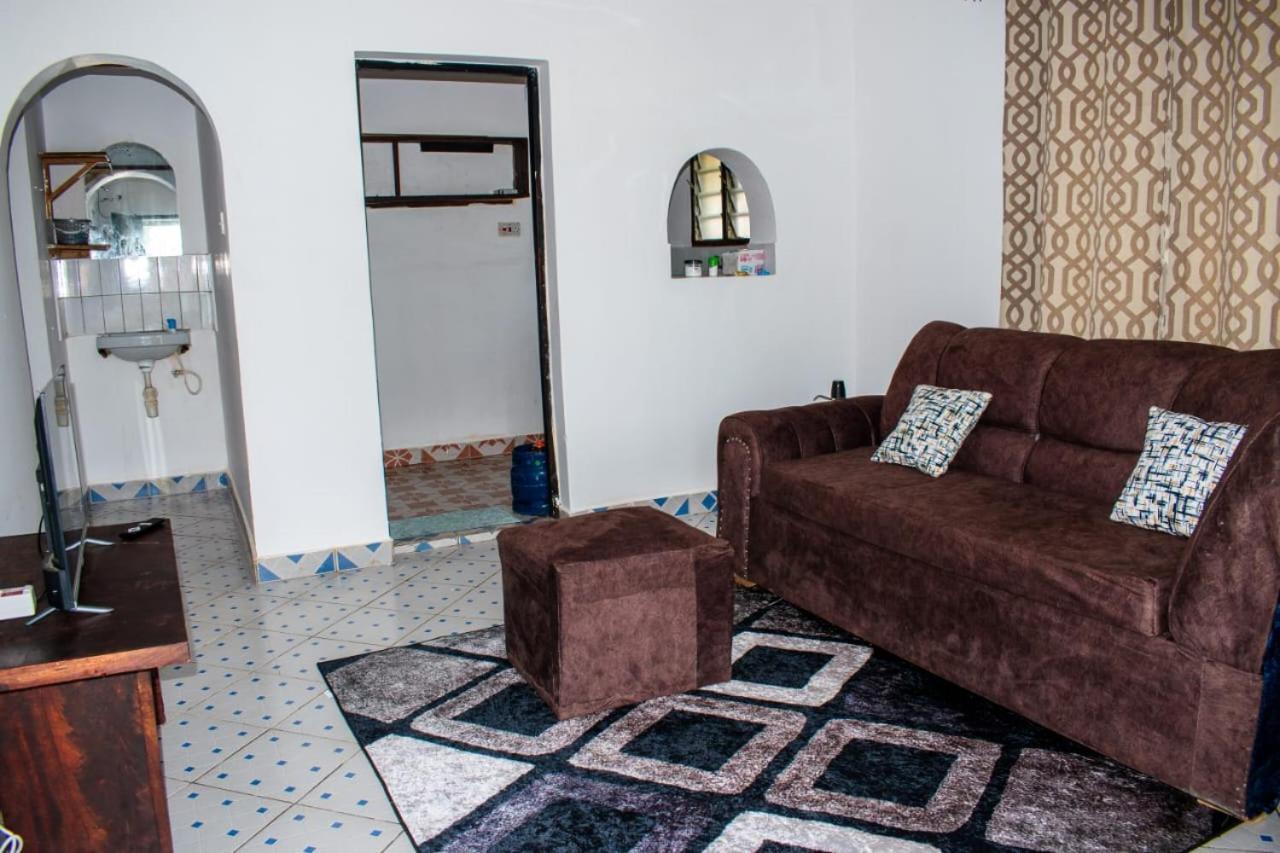 Southside Apartment Playa de Diani Exterior foto